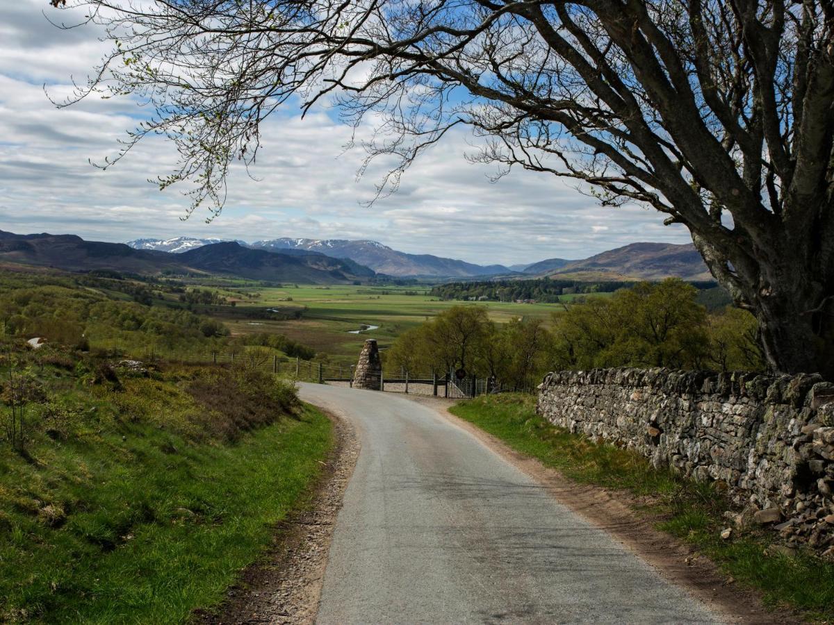 Glentruim Homestay B&B And Glamping Pods Newtonmore Eksteriør bilde