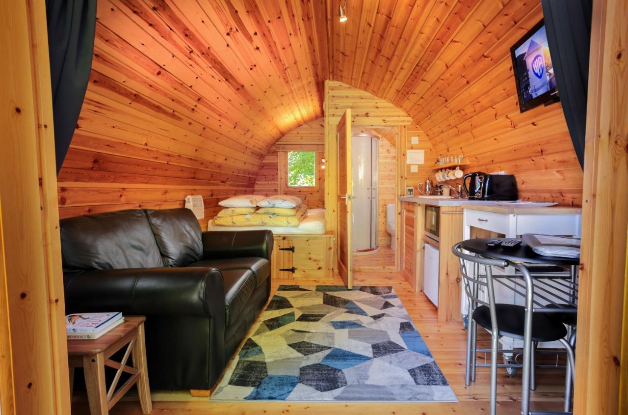 Glentruim Homestay B&B And Glamping Pods Newtonmore Eksteriør bilde